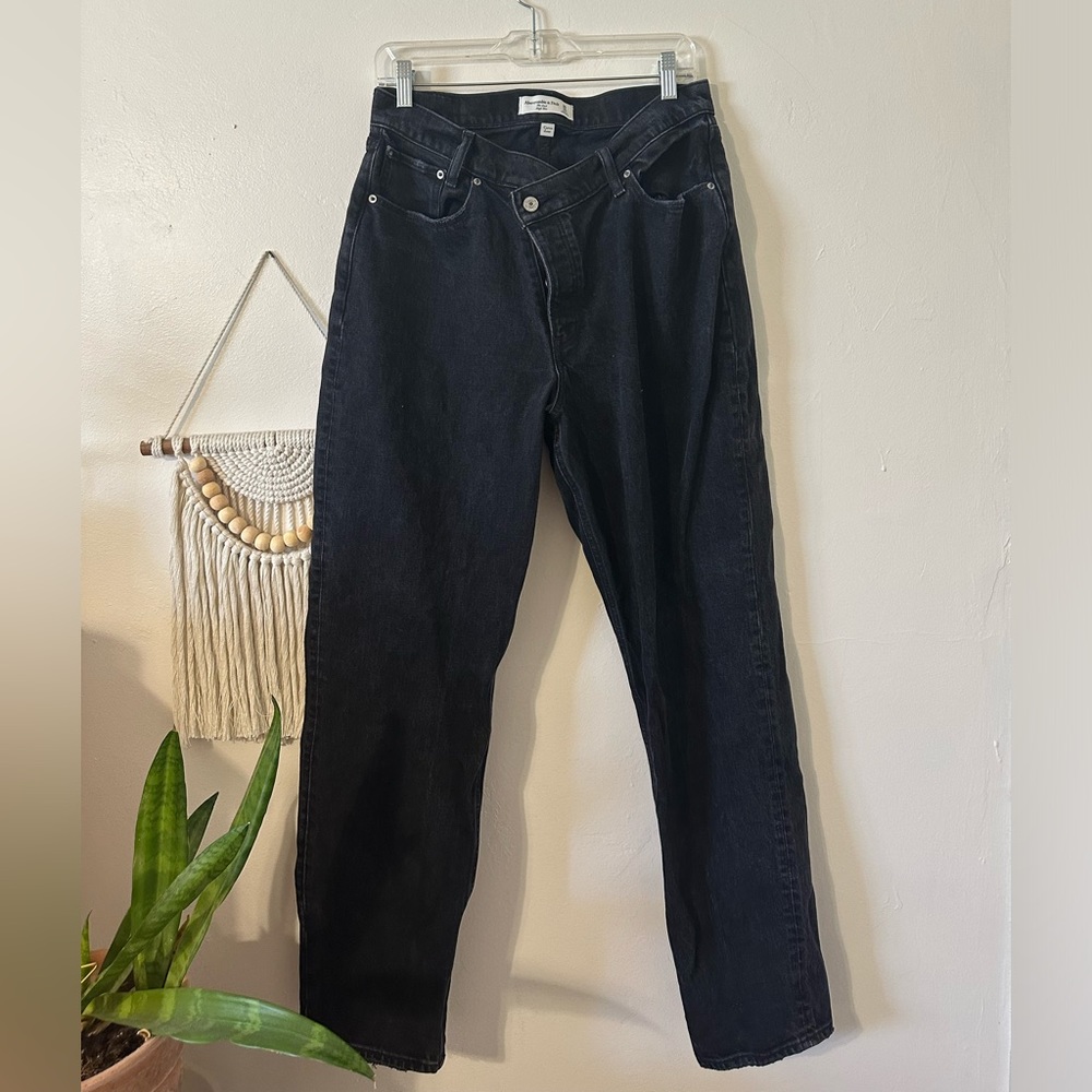 Abercrombie & Fitch Women's High Rise Jeans - Black